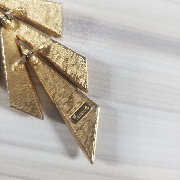 Crown Trifari Gold Tone Necklace Leaf Chevron Deco Feather Brutalist Abstract - Picture 10 of 12